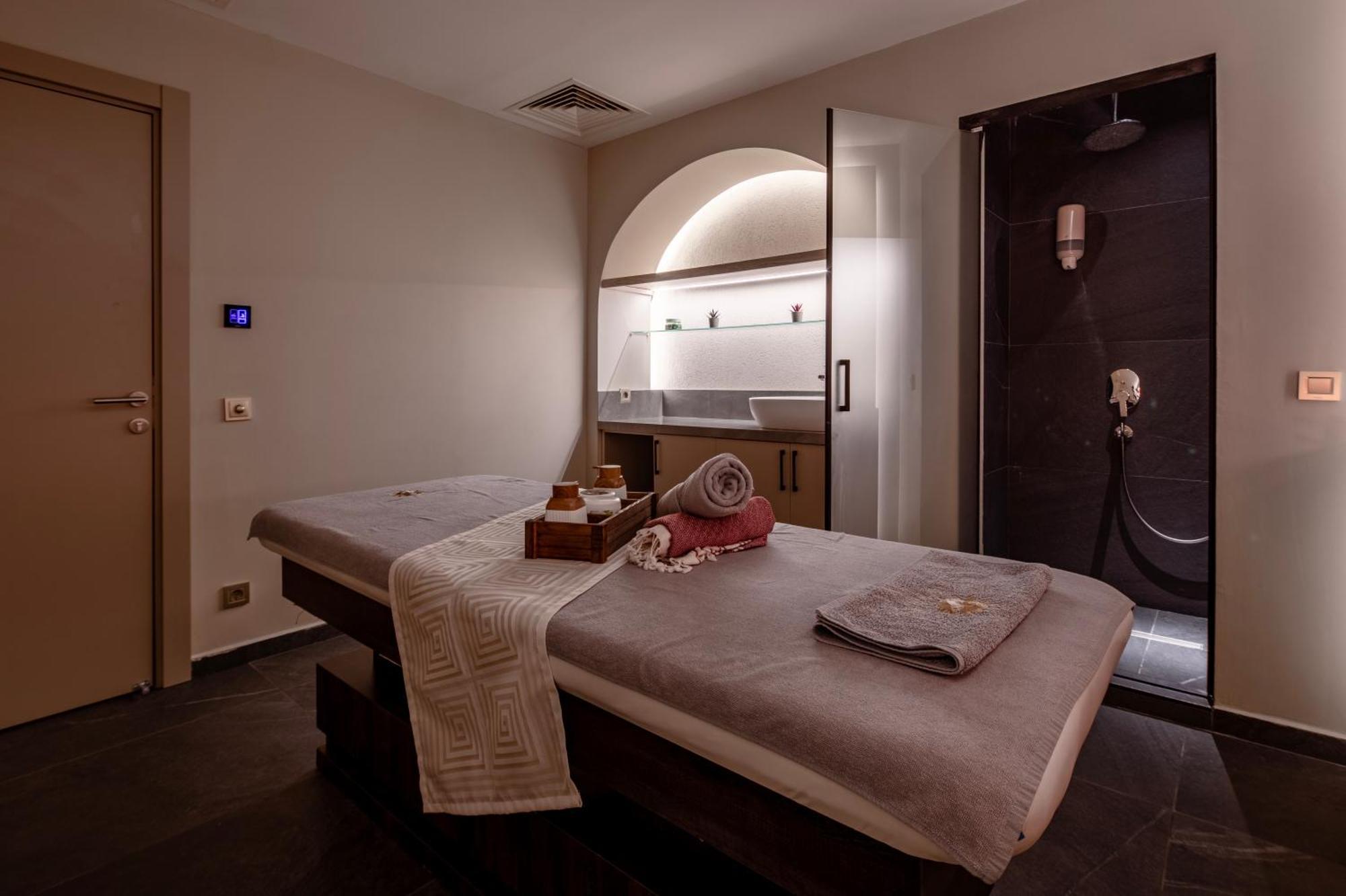 Grand Harilton Otel Provincia di Provincia di Istanbul Esterno foto